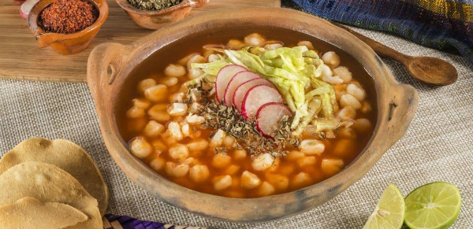 Cómo hacer pozole?